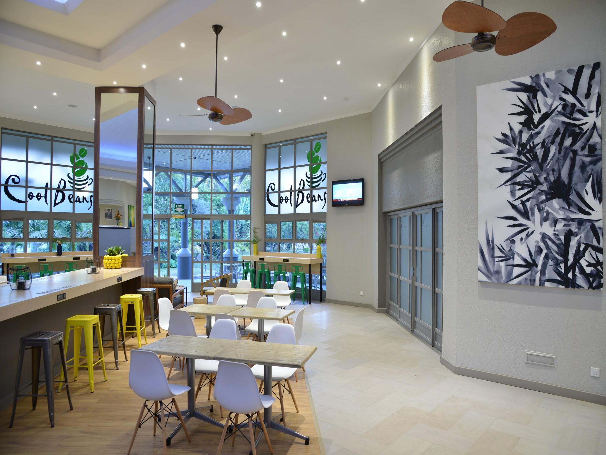 Cresta Lodge Harare Exteriör bild