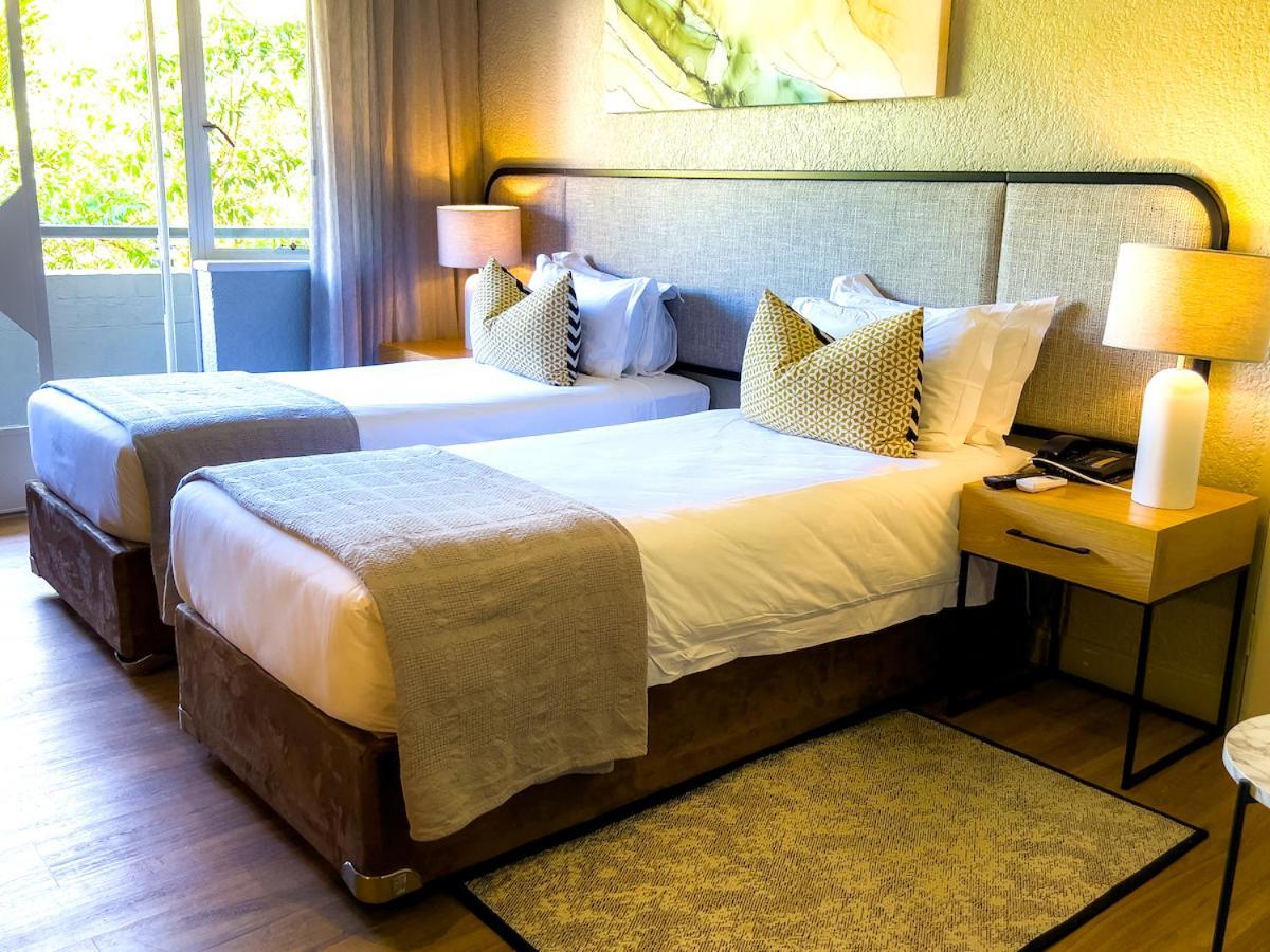 Cresta Lodge Harare Exteriör bild