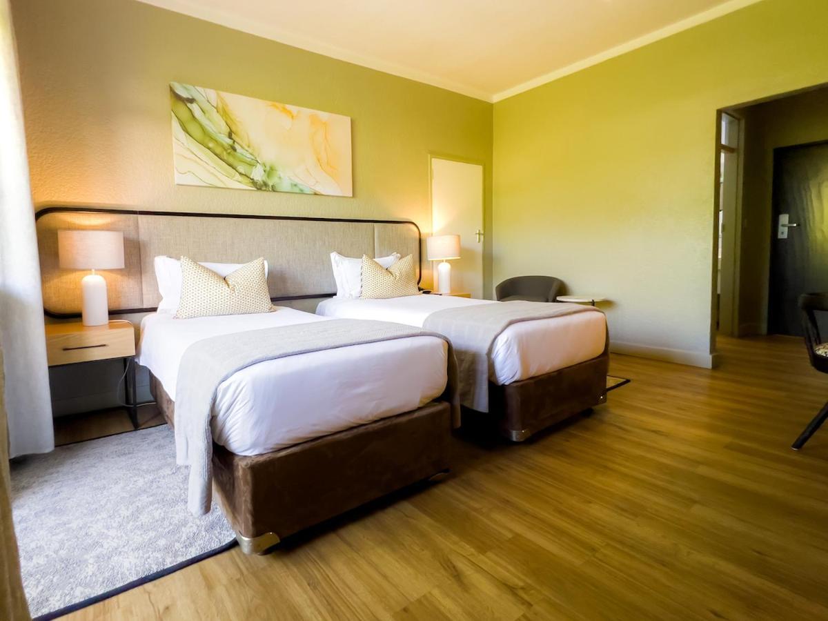 Cresta Lodge Harare Exteriör bild