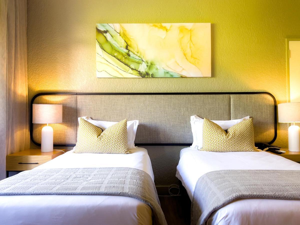 Cresta Lodge Harare Exteriör bild