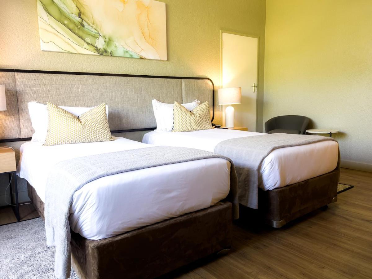 Cresta Lodge Harare Exteriör bild