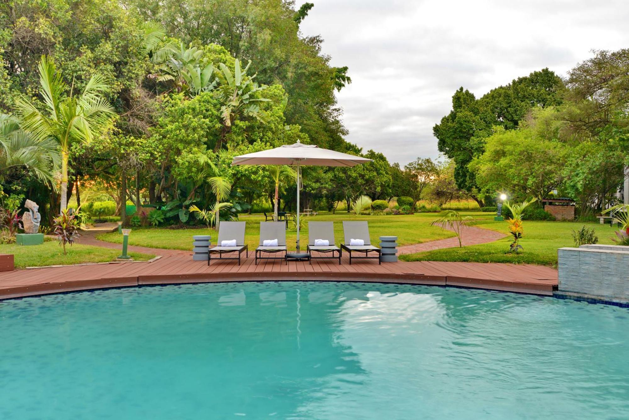 Cresta Lodge Harare Exteriör bild