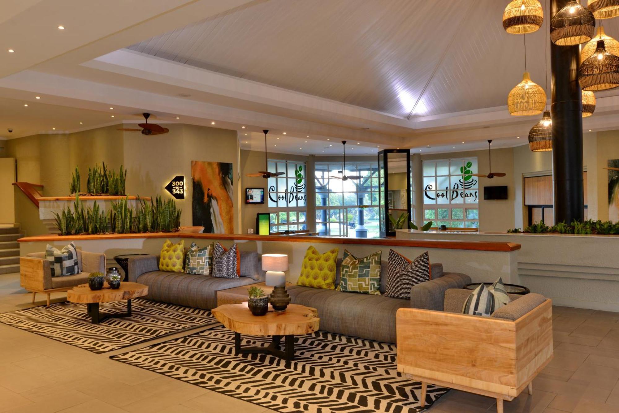 Cresta Lodge Harare Exteriör bild
