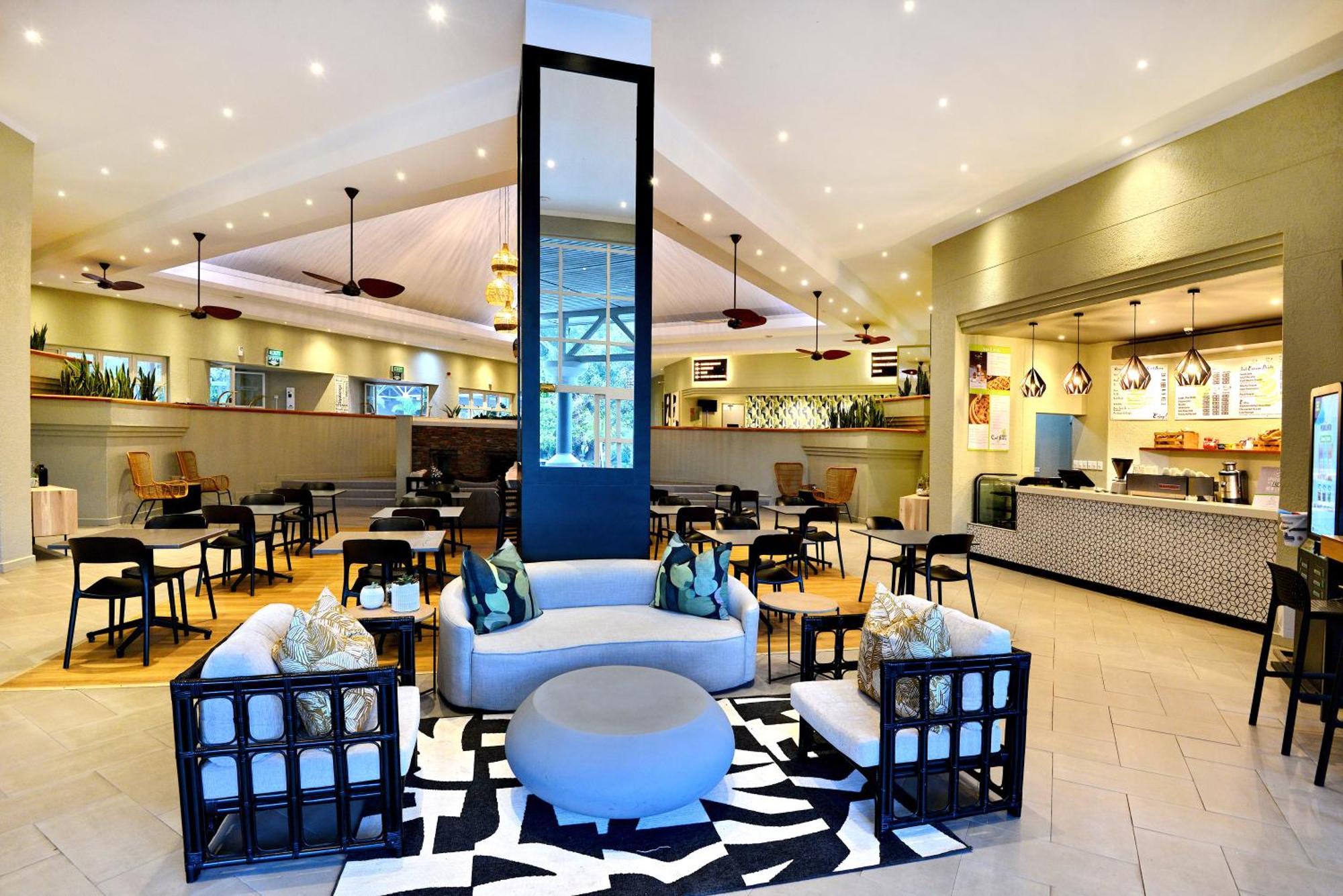 Cresta Lodge Harare Exteriör bild